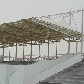 Palmo largo del tejado de la arquitectura 0.36mm-0.6m m de la estructura de la membrana de la tensión de Q235B
