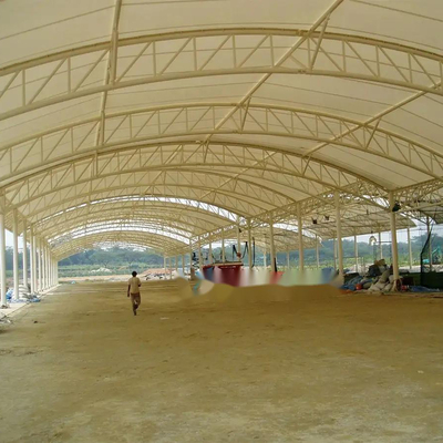 Estructura de la membrana de la tensión Q235 que construye prenda impermeable del tejado de la PU 0.6m m