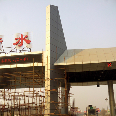 Construcción rápida los 300m de la cabina de peaje del toldo de la plaza de peaje de la instalación de S355JR