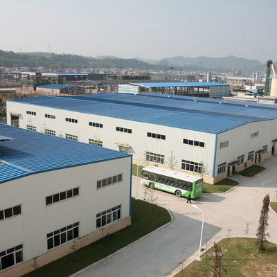 Rigidez porta de acero del tejado de la construcción de edificios de marco de Q235 GB 0.6m m