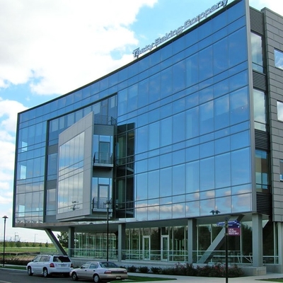 Exterior de aluminio de la pared de cortina de Rockwool que esmalta la protuberancia de la aleación de aluminio de 120m m