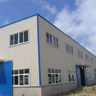 Q345 prefabricó el braguero de acero Warehouse del taller de la estructura de acero blanco
