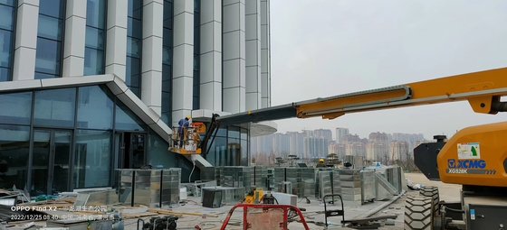 El material de Q235 Q355 esmaltó el exterior de aluminio de las paredes de cortina