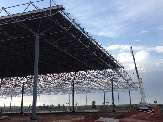 Construcciones prefabricadas de acero ligero para gasolineras.