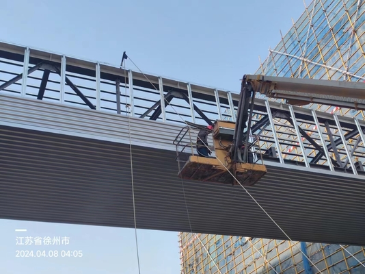 Sistemas de vigas de acero para corredores de aguas pluviales en edificios comerciales Soluciones eficaces para la gestión del agua