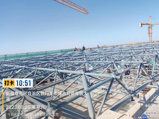 Construcción prefabricada con estructura de acero