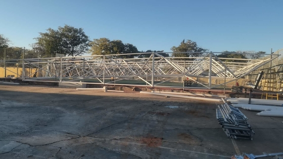 Q345 Conexión de nodos prefabricados con marco espacial Estadio deportivo GB galvanizado