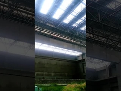 Marcos de acero del espacio